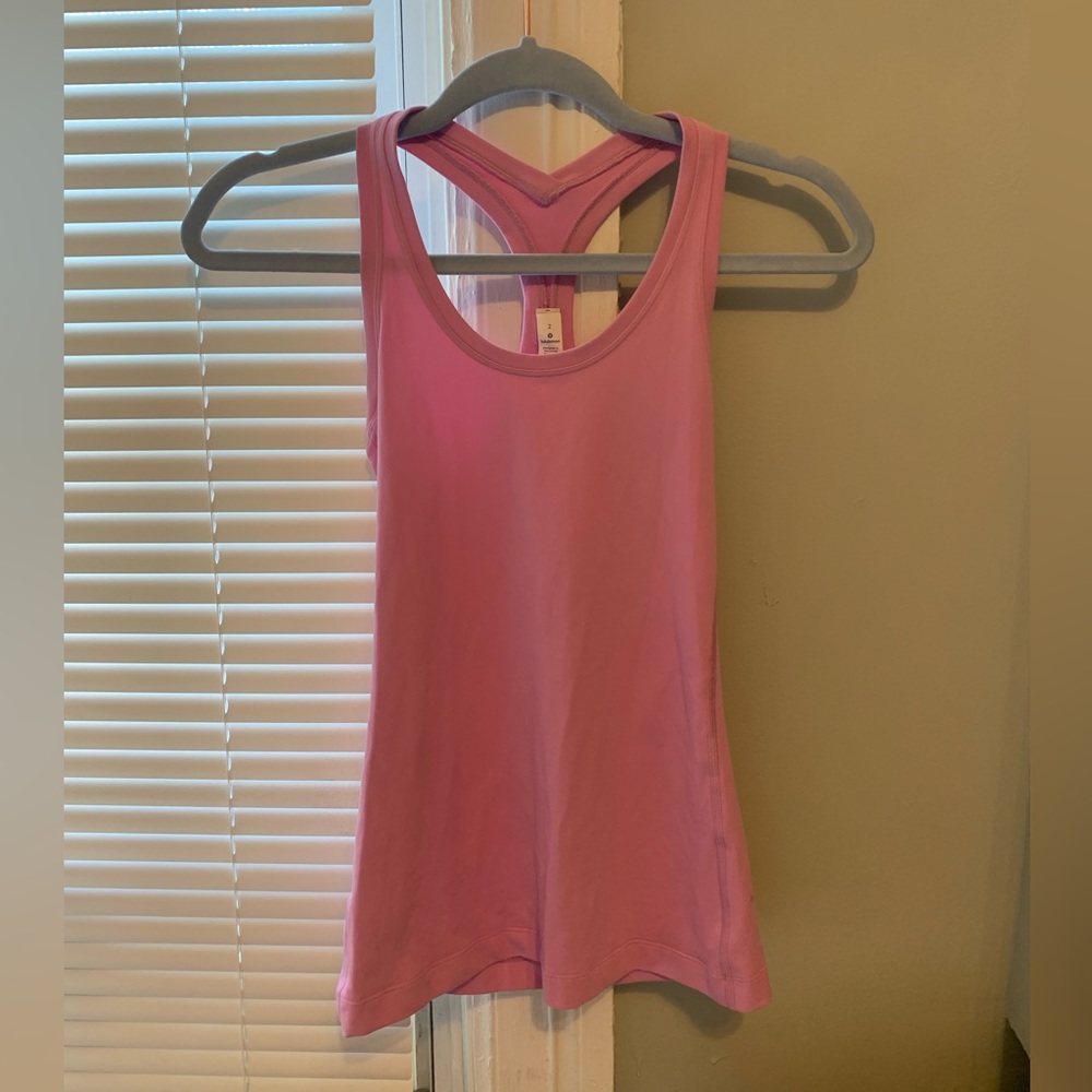 Lululemon tank